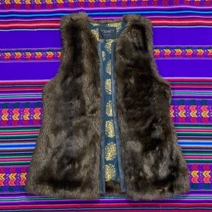 NWOT! Sanctuary Fur Vest GORGEOUS